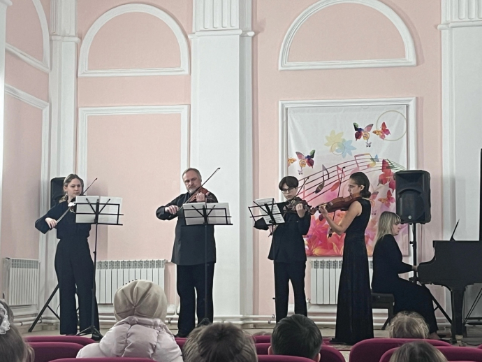 Концерт  отделения "Струнные инструменты"в ДШИ г. Сердобска