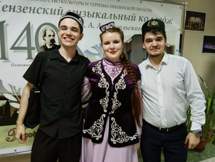 Выставка "Кухня народов России" Выставка "Кухня народов России"