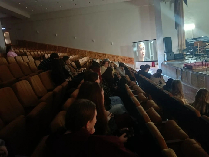 Просмотр документального фильма "Предательство" Просмотр документального фильма "Предательство"