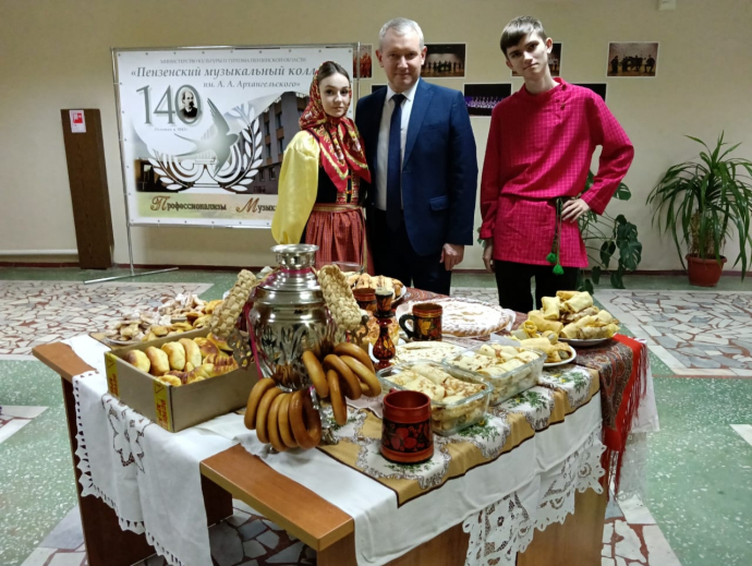 Выставка "Кухня народов России" 1 Выставка "Кухня народов России" 1