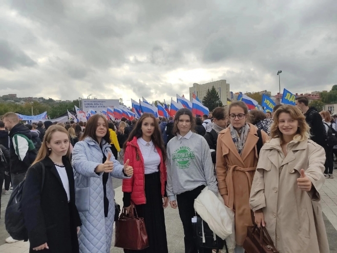 Концерт-митинг на Юбилейной площади 1 Концерт-митинг на Юбилейной площади 1