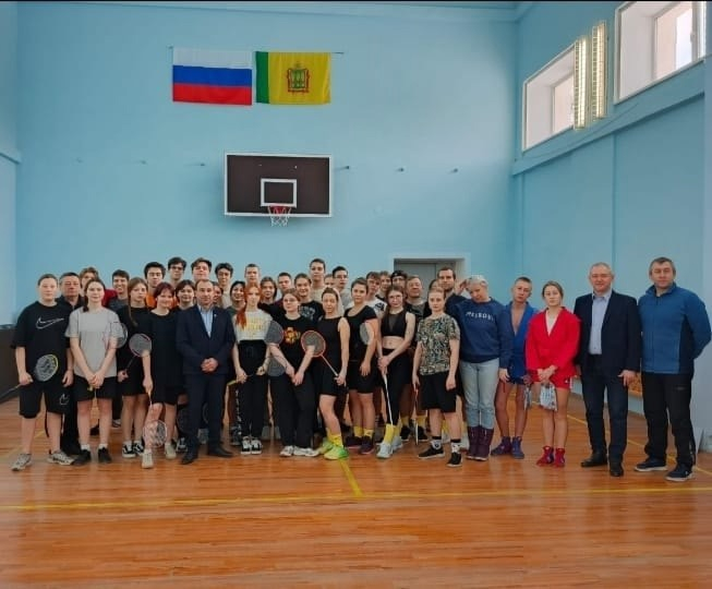 Турнир по бадминтону 1 Турнир по бадминтону 1