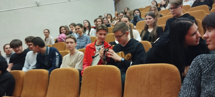 Встреча с участниками Молодёжного крыла Народного фронта Встреча с участниками Молодёжного крыла Народного фронта